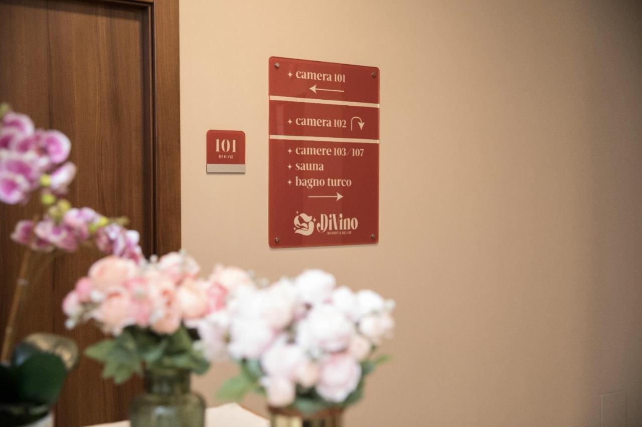ホテル Divino Bistrot E Relais Lenola エクステリア 写真