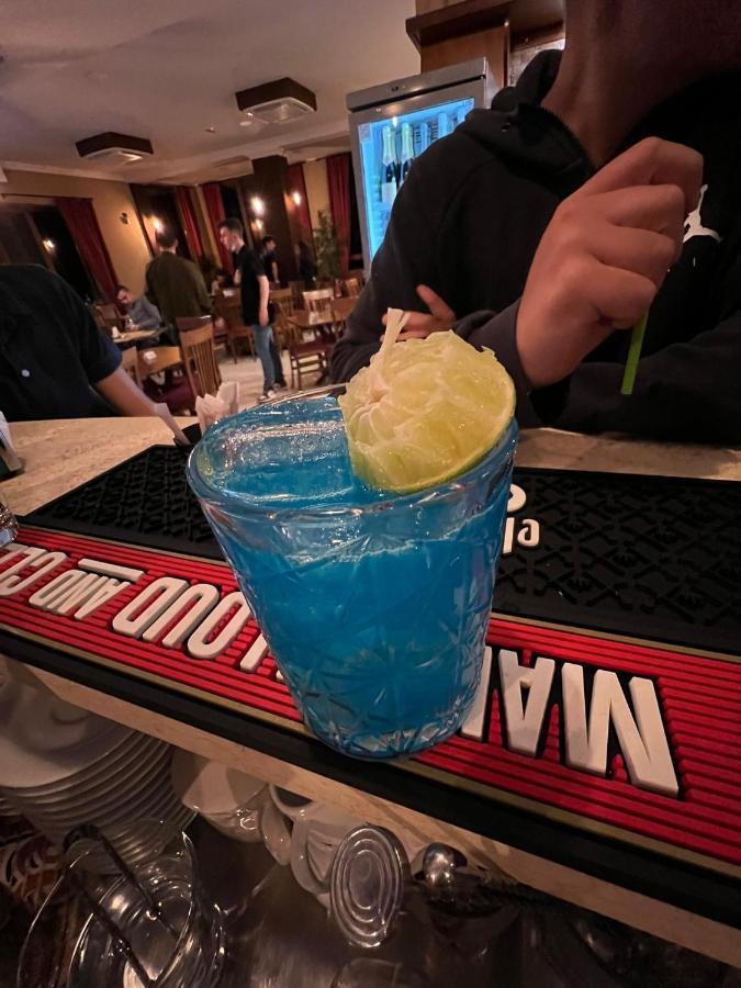 ホテル Divino Bistrot E Relais Lenola エクステリア 写真